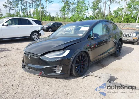 2016 Tesla Model X 60D/70D/75D/90D из США, поврежденный, VIN 5YJXCAE29GF003478